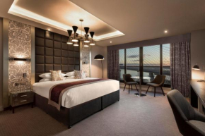 DoubleTree by Hilton Edinburgh - Queensferry Crossing